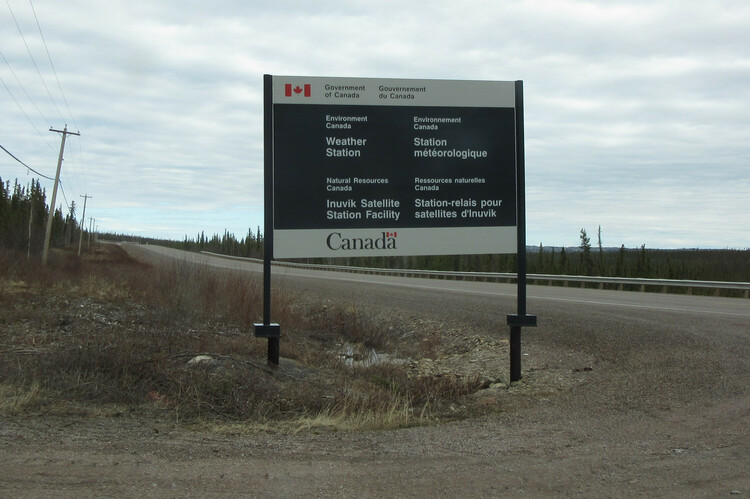 Dempster Highway sign