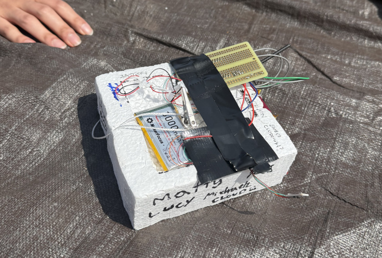 Noisebridge balloon payload package